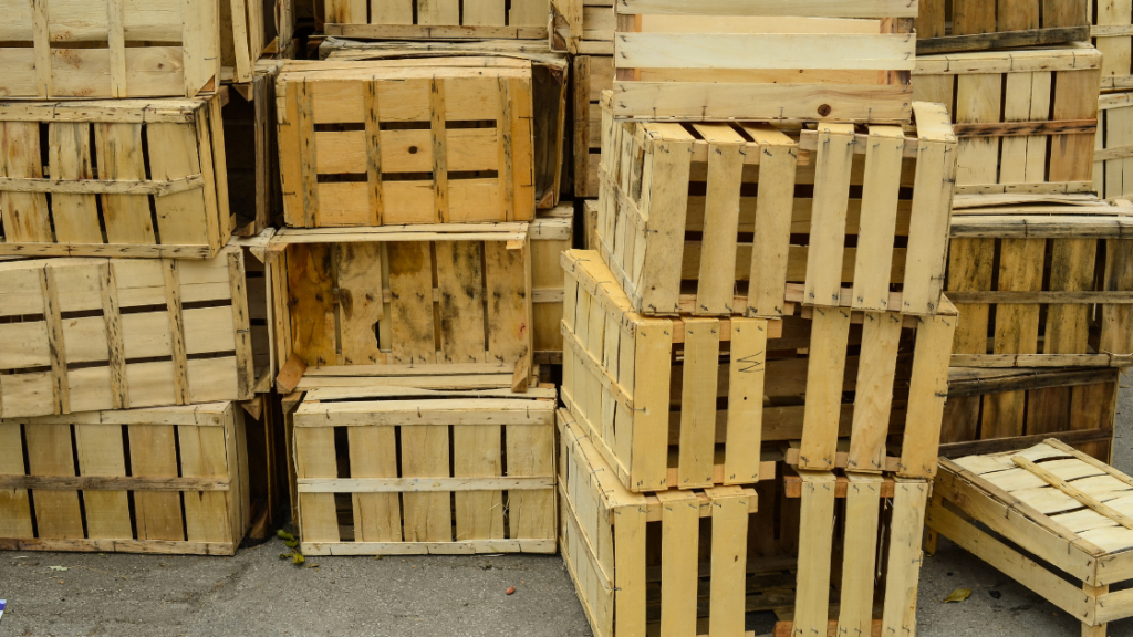 engradados e caixotes de madeira - DJT EMBALAGENS - embalagens de madeira